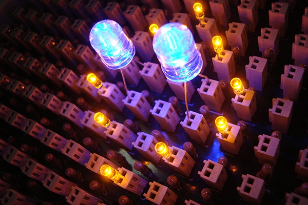 国内首台粉床电子束金属3D打印机QbeamLab面世